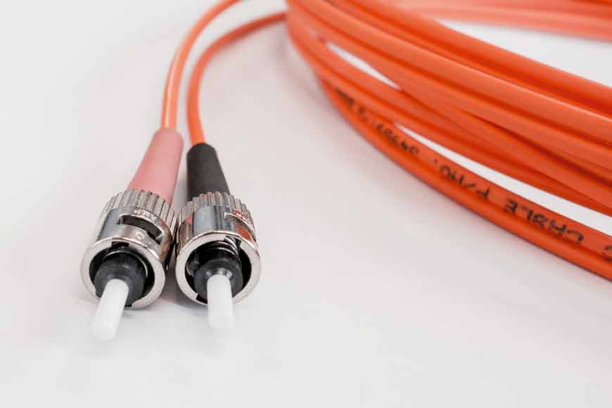 Menunggu Keajaiban Jaringan Palapa Ring