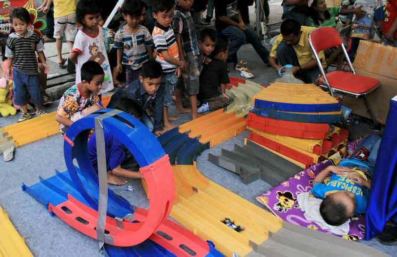 Era Analog Berjaya di Surabaya Urban Culture Festival 2016