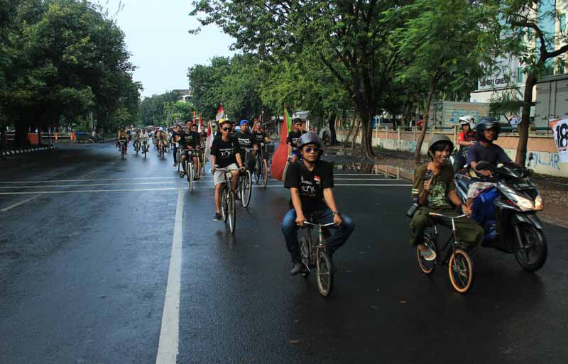 Menyapa Surabaya bersama Sepeda Tua