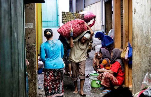 Buruh Angkut Pasar Pabean