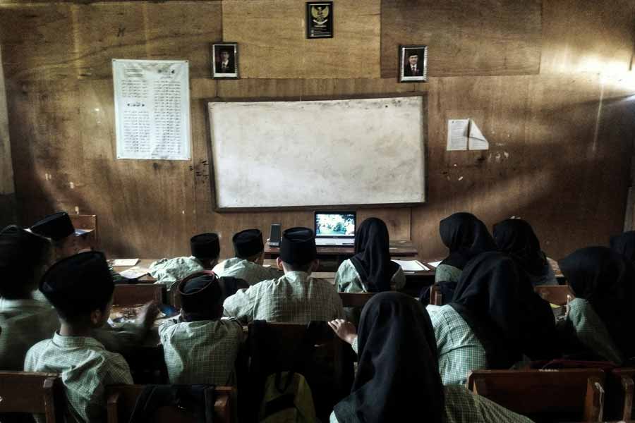 Foto Santri Kendal jadi Juara Kontes Foto Imaji Indonesia