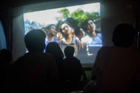 Laskar Pelangi untuk Pengungsi