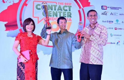 Halo Bca Sukses Raih Grand Champion The Best Contact Center Indonesia 2017