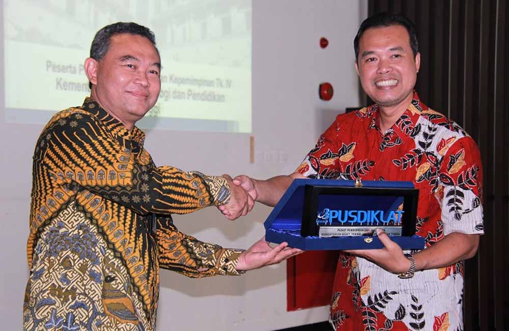 Kemenristekdikti Kunjungi Pelabuhan Tanjung Emas Semarang