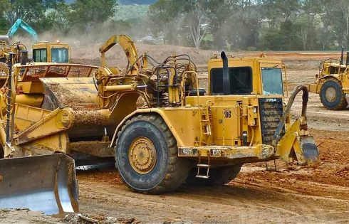 Industri Alat Berat Topang Sektor Infrastruktur Hingga Pertanian