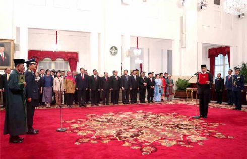 Presiden Lantik Marsekal Hadi Tjahjanto sebagai Panglima TNI