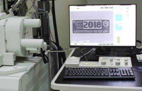 LIPI Rilis Kartu Tahun Baru Sekecil Virus Polio