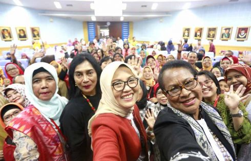 Yohana Yembise : Penerapan Kesetaraan Gender jadi Tanggung Jawab Bersama Yohana Yembise : Penerapan Kesetaraan Gender jadi Tanggung Jawab Bersama