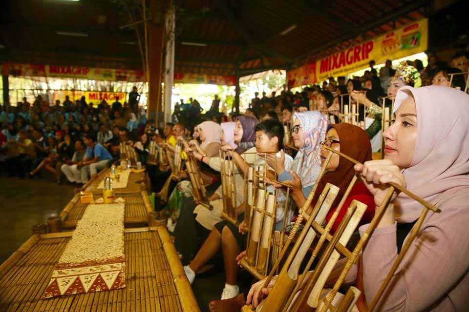 Mixagrip Luncurkan Program Anti Narkoba dan Cinta Budaya Indonesia