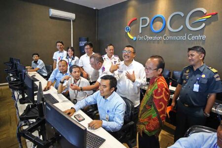 Pelindo III Luncurkan Inovasi Pusat Kontrol Layanan Kepelabuhanan Pelindo III Luncurkan Inovasi Pusat Kontrol Layanan Kepelabuhanan