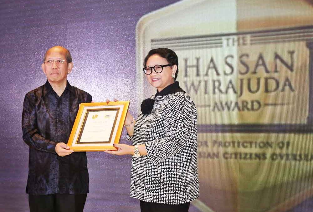 Kemenlu Gelar Hassan Wirajuda Perlindungan WNI Award