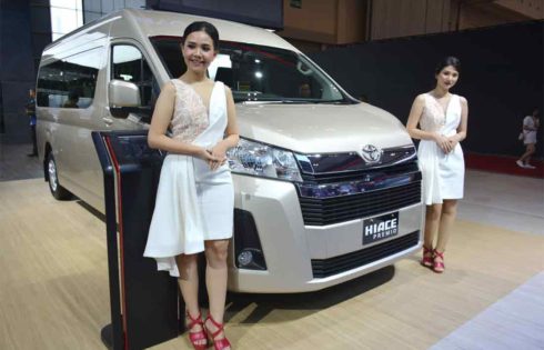 Bidik Segmen Premium, TAM luncurkan HiAce Premio