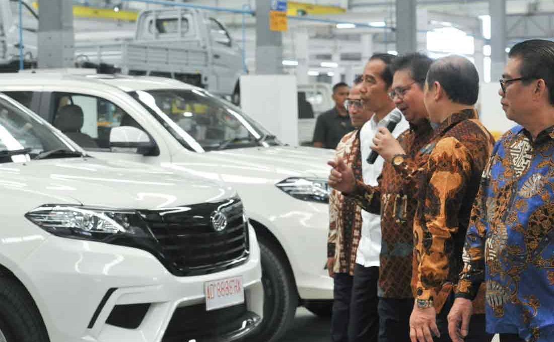 Presiden Percaya Mobil Esemka Akan Laku Keras