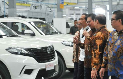 Presiden Percaya Mobil Esemka Akan Laku Keras