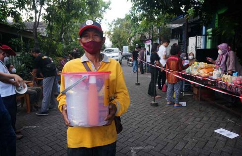 Menguji Konsistensi dan Rasa Peduli lewat Pasar Nol Kilometer