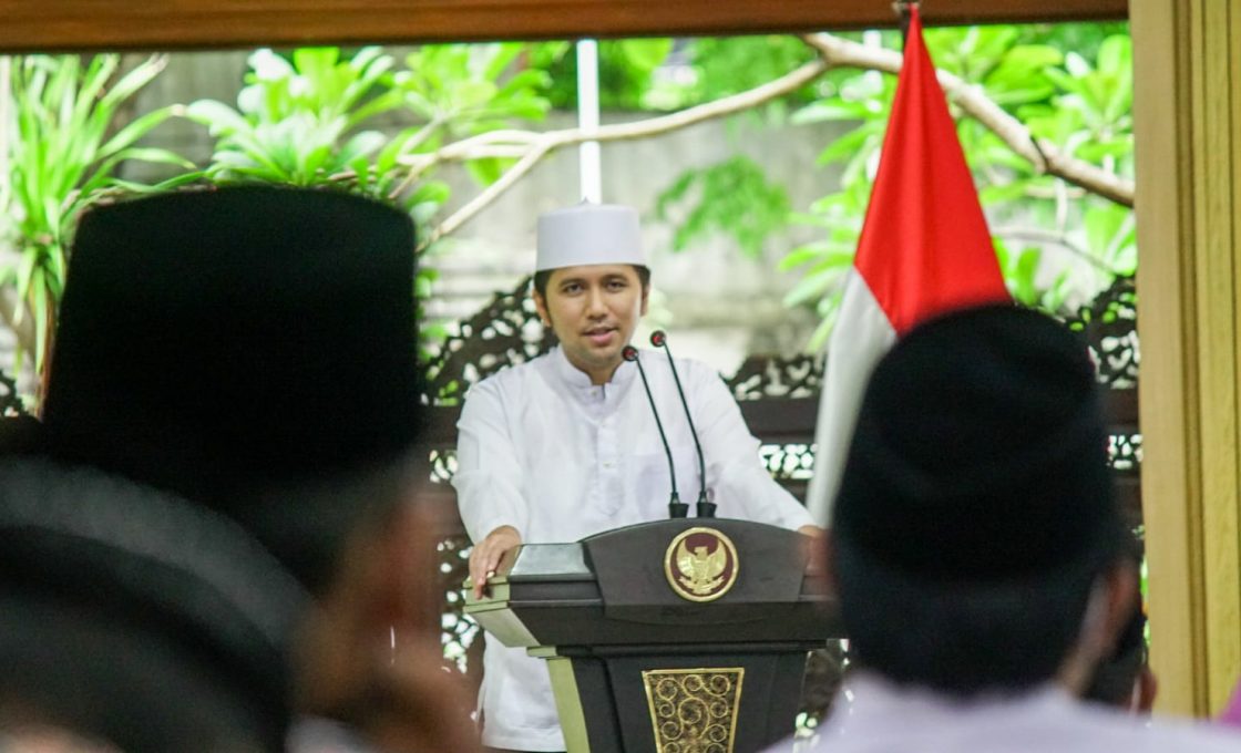 Wagub Emil Lantik Pengurus IPHI dan MTP IPHI Periode 2021-2026 Wakil Gubernur Jawa Timur Emil Elestianto Dardak