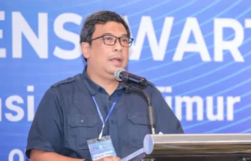 Minimnya Penghormatan Hak Cipta di Media Sosial Rugikan Industri Kreatif Beky Subechi, Dosen Fotografi di Stikosa AWS