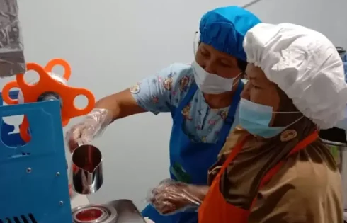 BRI Dukung Pemberdayaan Kelompok Usaha Kampung Rosella di Malang indonesiaimages