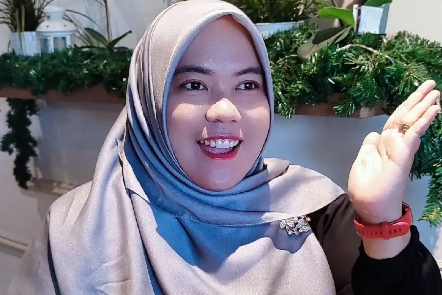 Pilkada 2024, Pakar Komunikasi Stikosa AWS Ingatkan Potensi Hoaks Berbasis AI Riesta Ayu Oktarina, pemerhati media dari Stikosa AWS