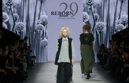 Reborn29 Perkenalkan Kain Khas Suku Jawa di Moscow Fashion Week 2025 Reborn29 dalam pagelaran Moscow Fashion Week