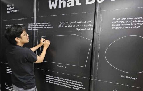 Pameran Seni This is Not an Exhibition Soroti Perlawanan Budaya Palestina di MRT Bundaran HI