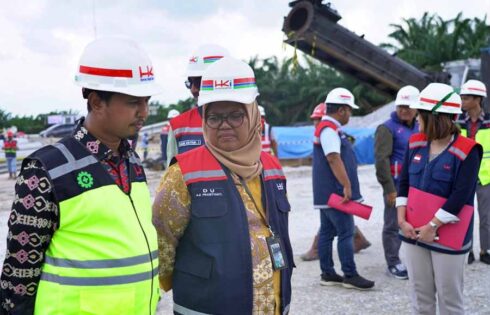 Hutama Karya Rayakan Hari Kartini 2025 dengan Komitmen Nyata Dukung Perempuan Tangguh Hutama Karya tegaskan komitmen pemberdayaan perempuan di Hari Kartini 2025 lewat peran Srikandi dalam proyek strategis nasional dan kepemimpinan.