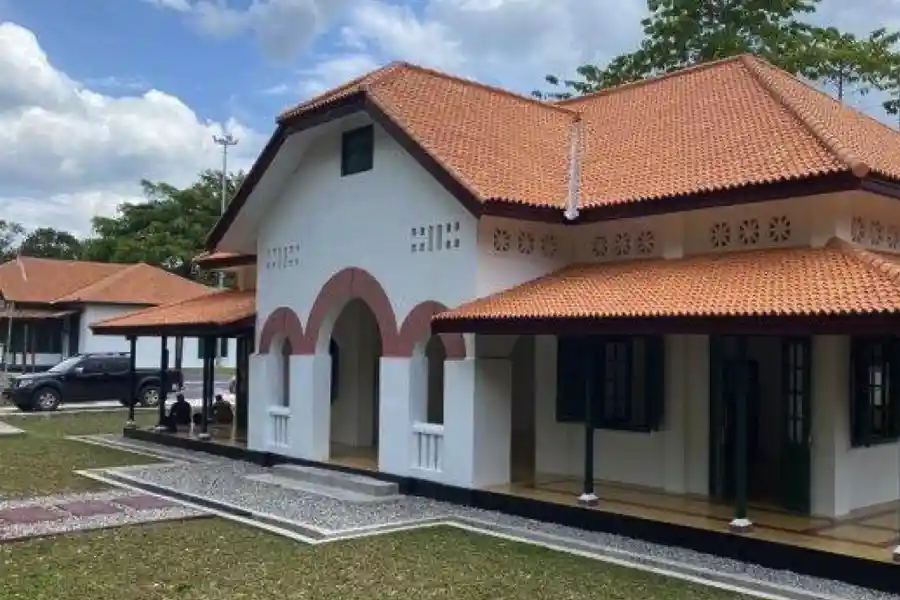 Gedung Landraad dan Controleur, Warisan Kolonial Belanda di Siak yang Kembali Bernyawa Bangunan Landraad di Siak, Riau (foto: Dok Kemenparekraf RI)